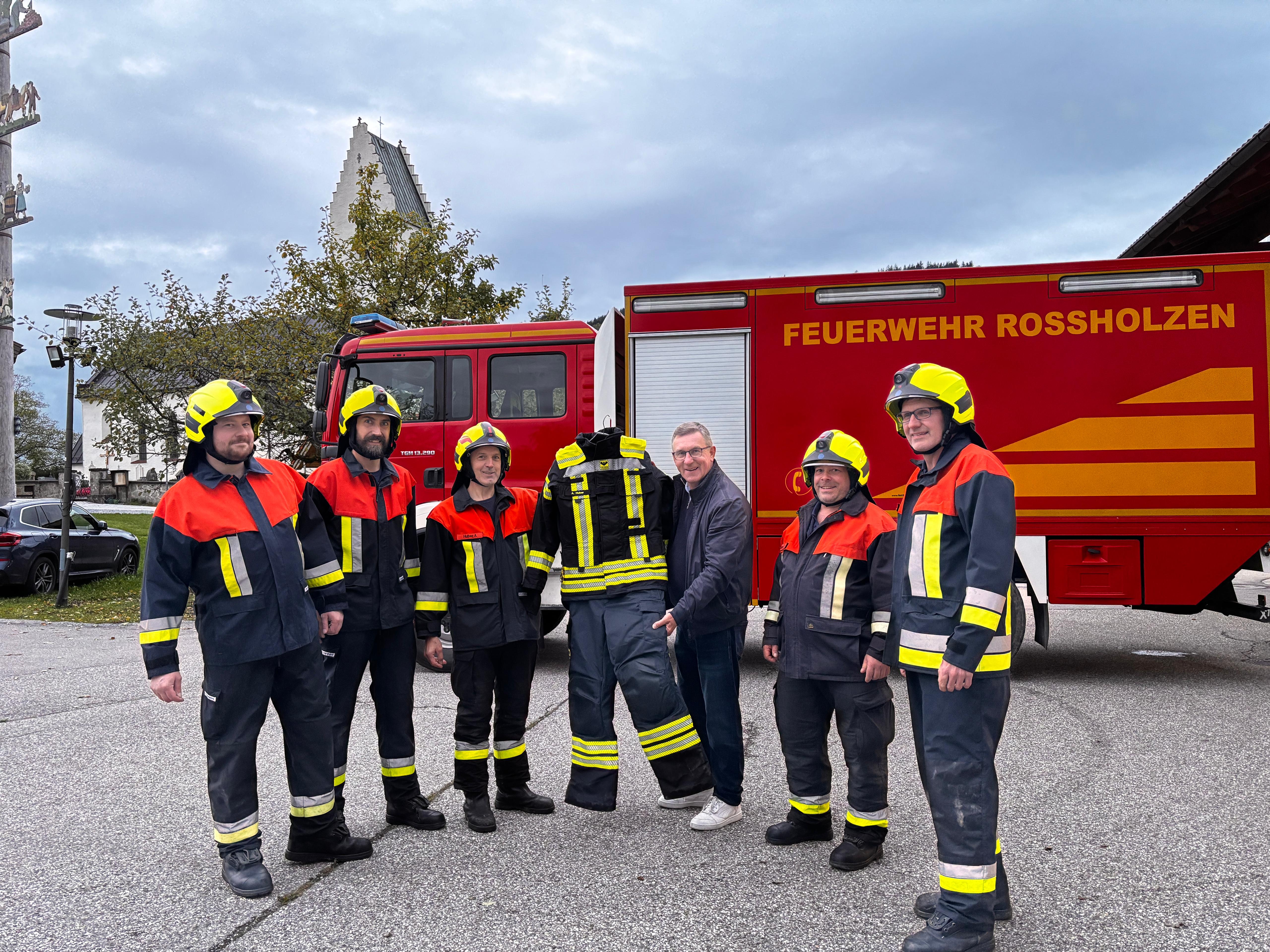 FFW Rossholzen Einsatzkleidung neu