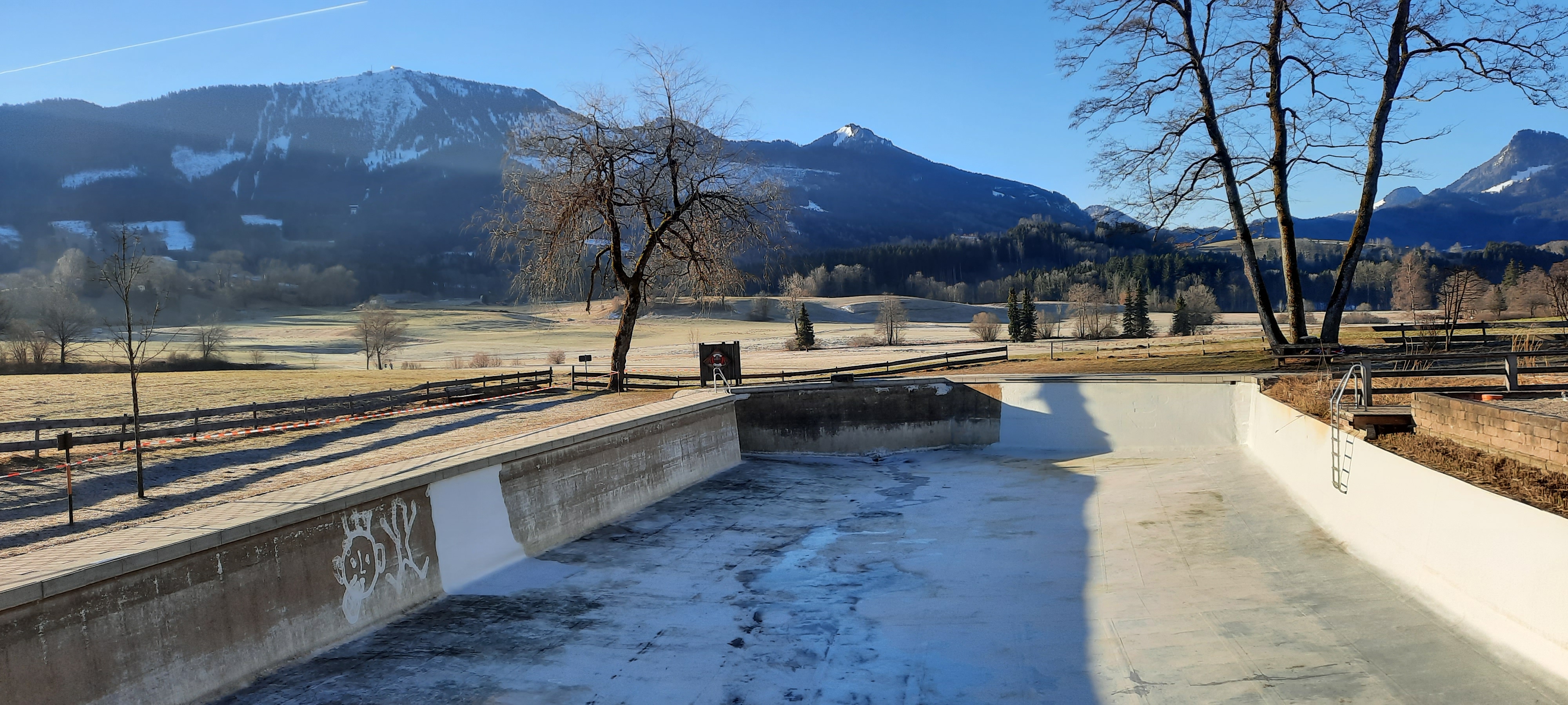 Reinigungsarbeiten Naturbad 2 vom 10.3.2022 
