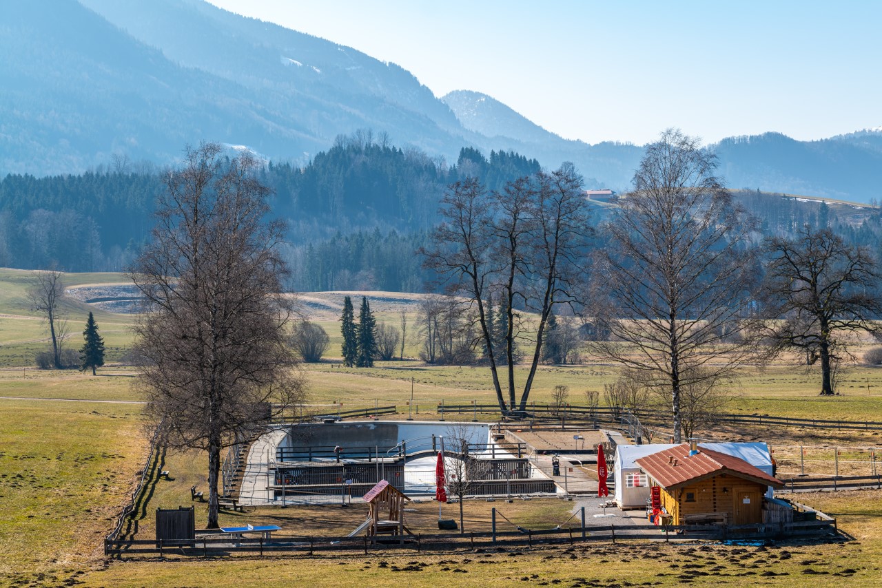 Naturbad Reinigung 11.03.2022 Große Aufnahme